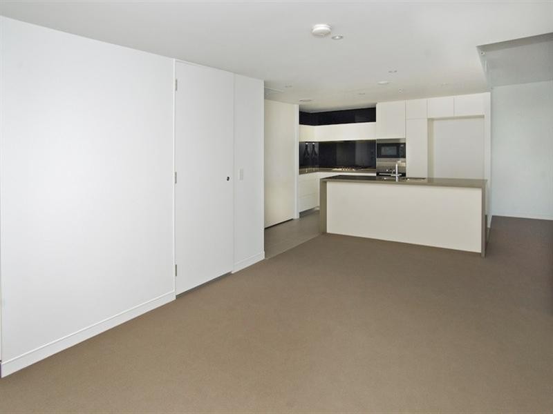 22001 The Oracle, 4 Charles Avenue, Broadbeach QLD 4218