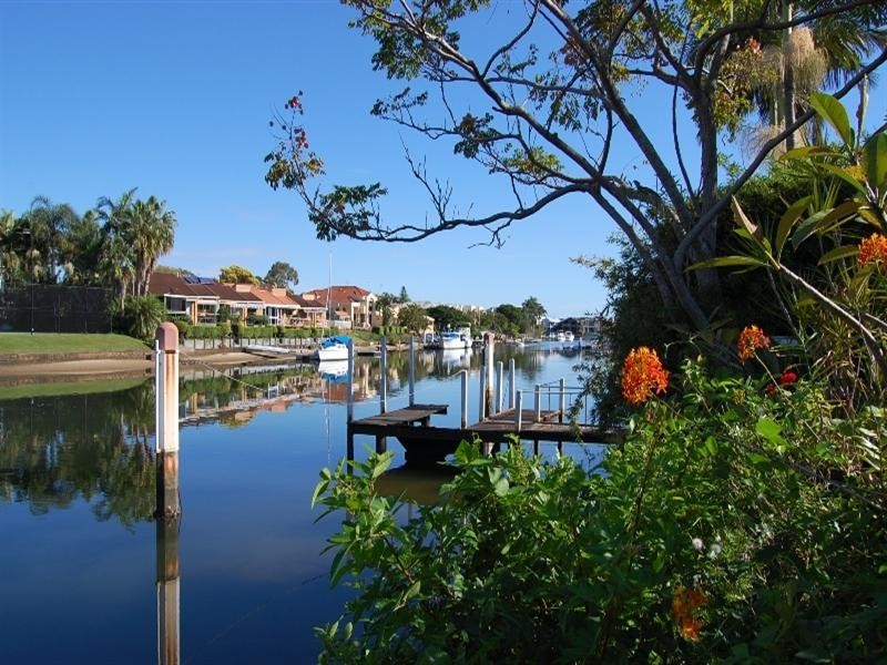 38 Gibraltar Drive, Isle Of Capri QLD 4217