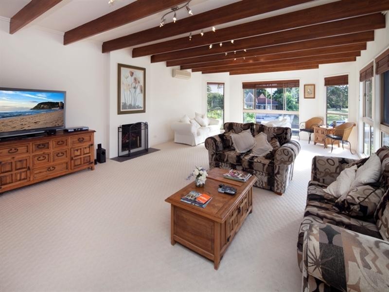 38 Gibraltar Drive, Isle Of Capri QLD 4217