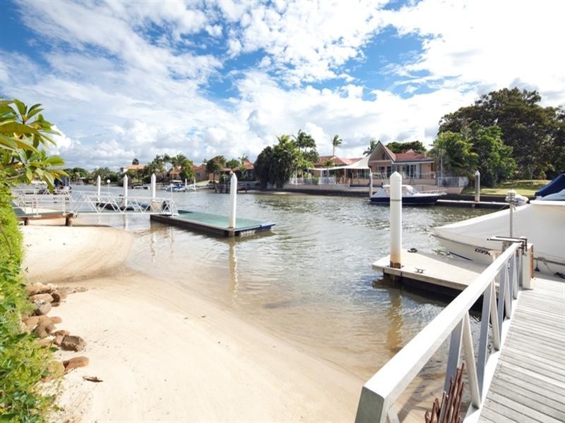 38 Gibraltar Drive, Isle Of Capri QLD 4217