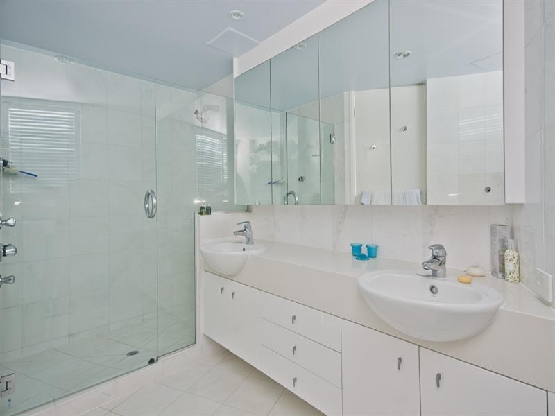 3 ‘On The Park’ 255 Hedges Avenue, Mermaid Beach QLD 4218