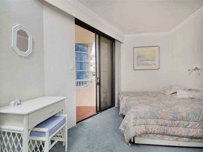 3 ‘On The Park’ 255 Hedges Avenue, Mermaid Beach QLD 4218