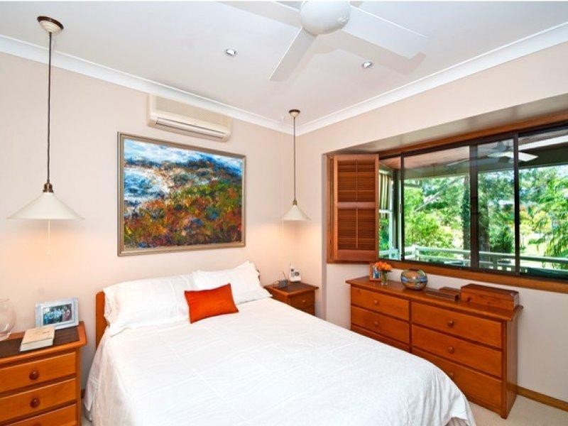 14 George Street East, Burleigh Heads QLD 4220