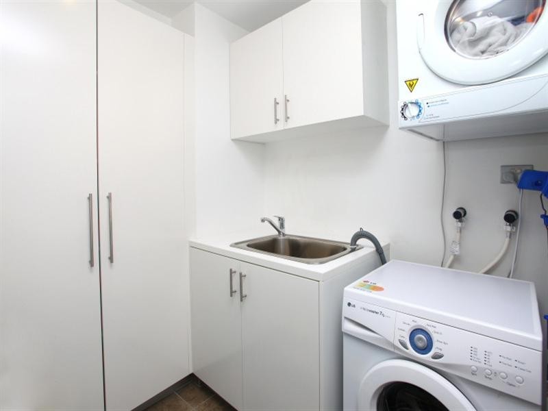 1 Verve 173 Old Burleigh Road, Broadbeach QLD 4218