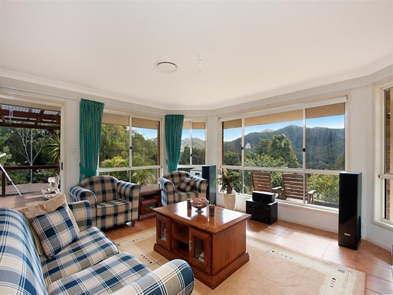 52 Rusty Court, Tallebudgera Valley QLD 4228