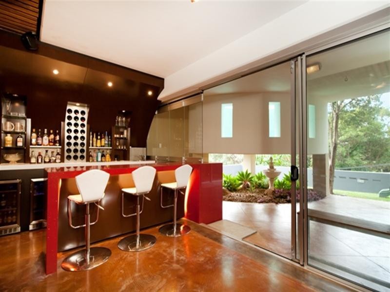 37 West Street, Burleigh Heads QLD 4220