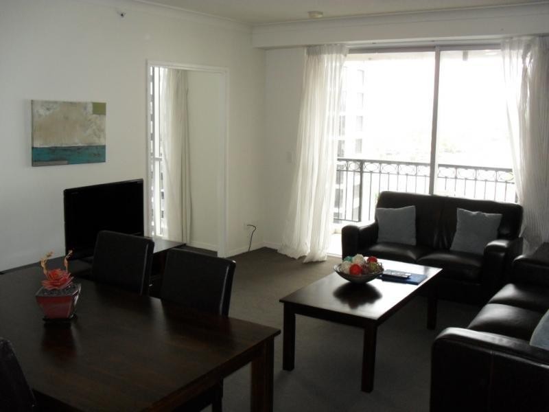 1117/23 Ferny Avenue, Surfers Paradise QLD 4217