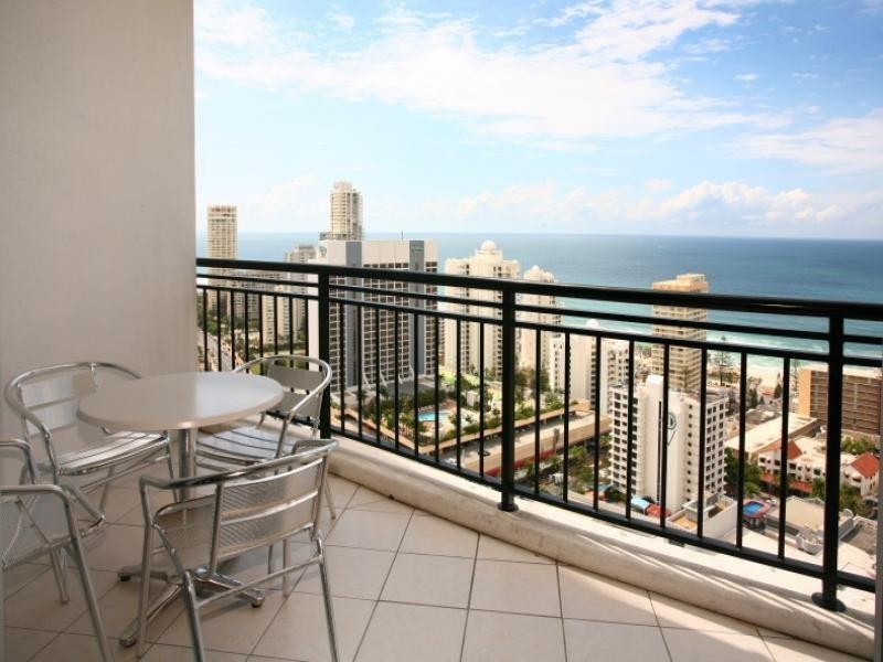 3275/23 Ferny Avenue, Surfers Paradise QLD 4217