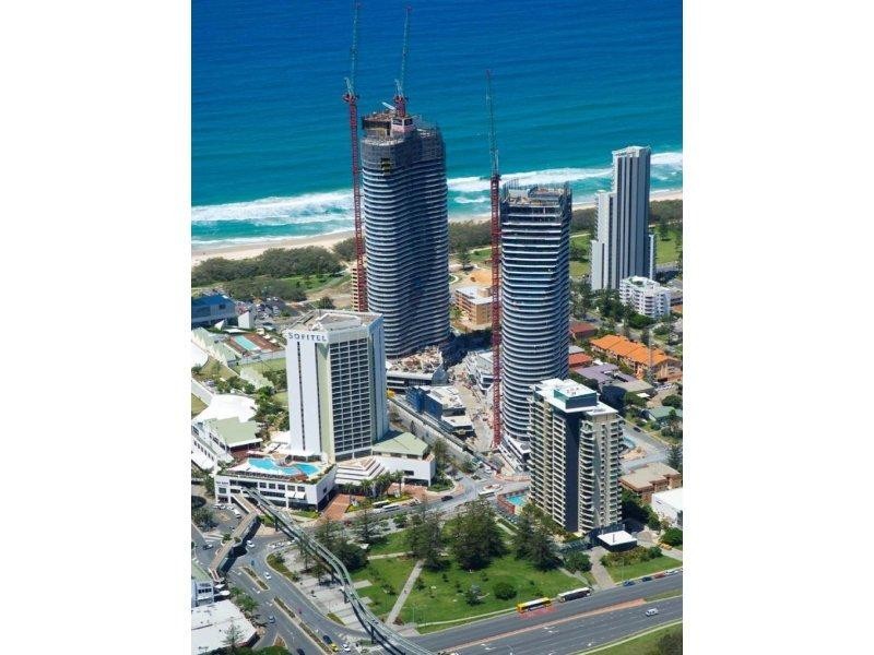 903 Charles Avenue, Broadbeach QLD 4218