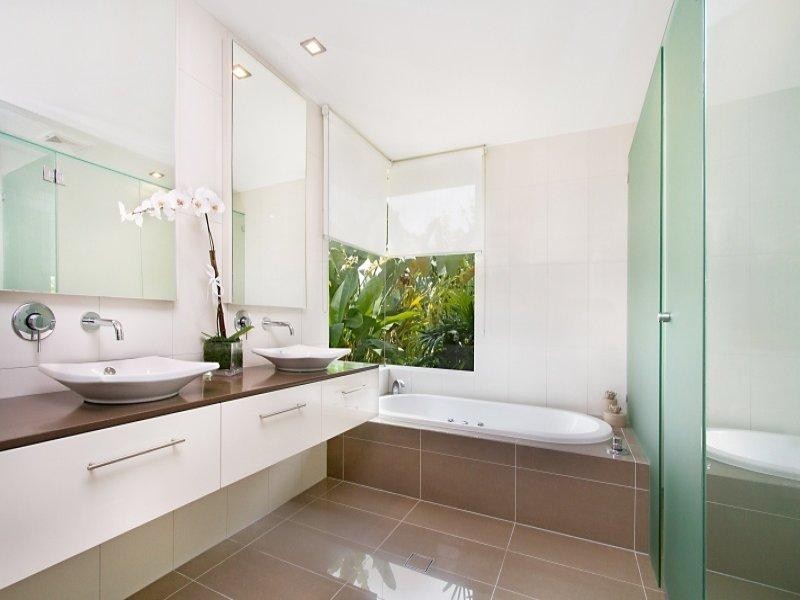 732 Peninsula Drive, Robina QLD 4226