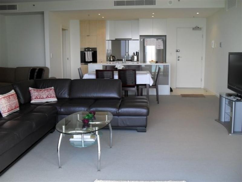 1103/14 George Avenue, Broadbeach QLD 4218