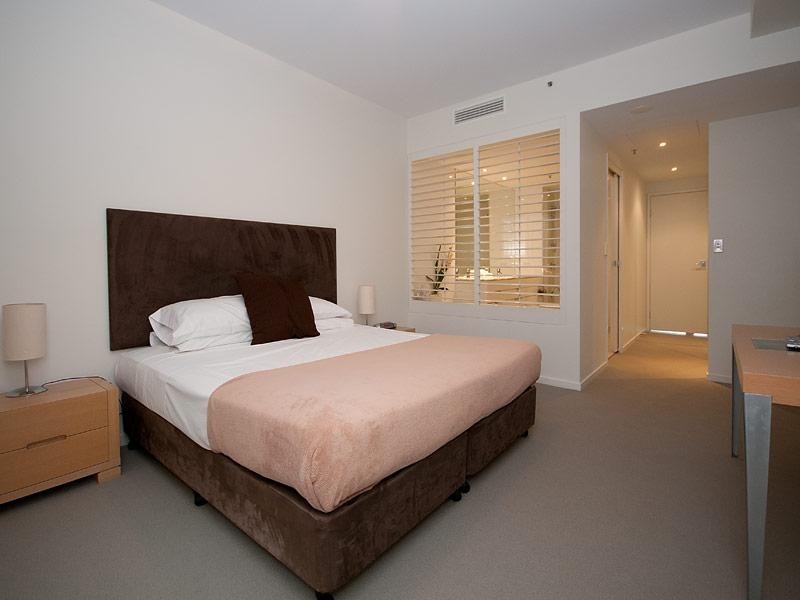 1201 ‘Ultra’ 14 George Avenue, Broadbeach QLD 4218