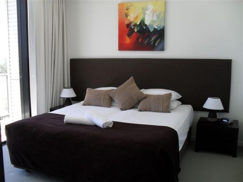 703/14 Ultra, George Avenue, Broadbeach QLD 4218