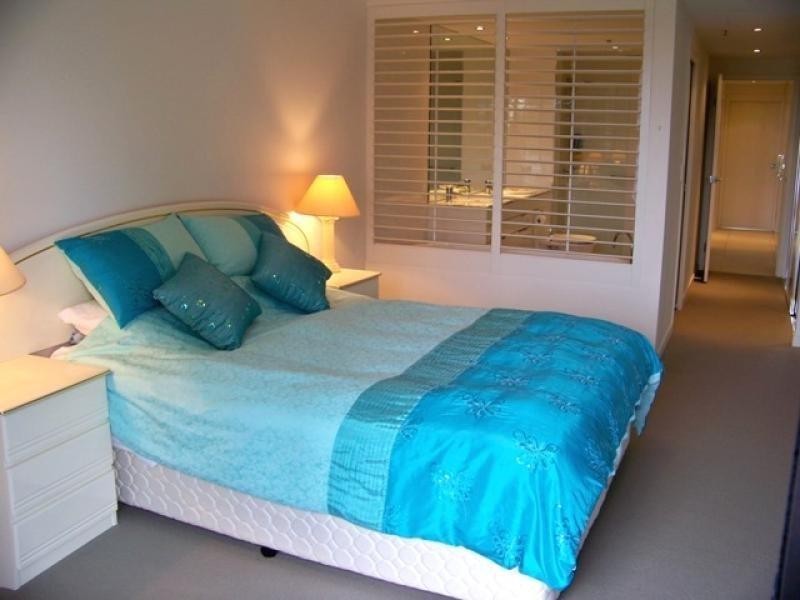 201/14 George Avenue, Broadbeach QLD 4218