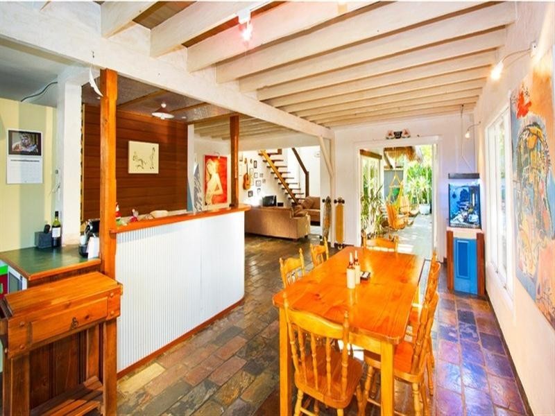 42 Albatross Avenue, Mermaid Beach QLD 4218