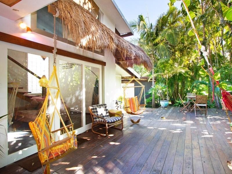 42 Albatross Avenue, Mermaid Beach QLD 4218