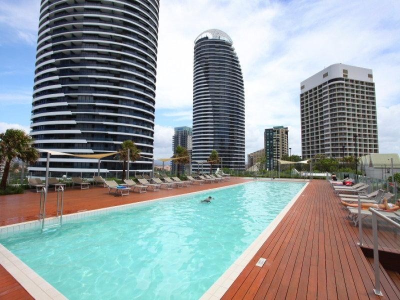 1005/159 Old Burleigh Road, Broadbeach QLD 4218