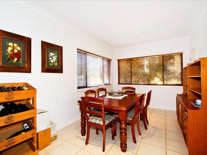 31 Cronulla Avenue, Mermaid Beach QLD 4218