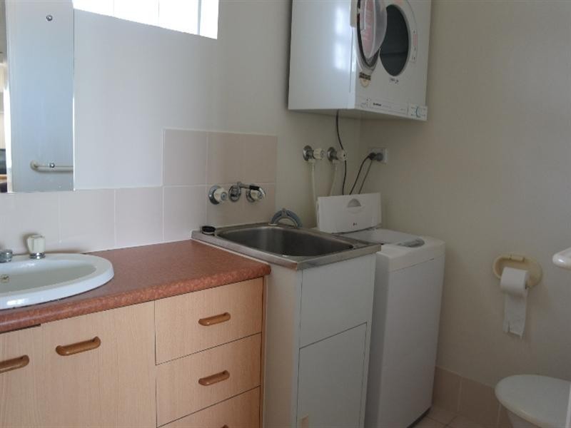 92/106 Marine Parade, Southport QLD 4215