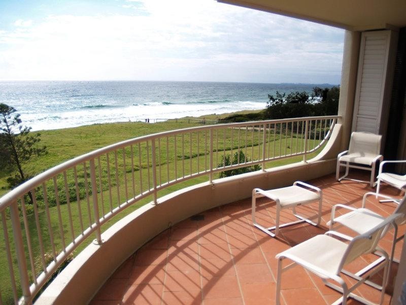 3 ‘ On the Park’, 255 Hedges Avenue, Mermaid Beach QLD 4218