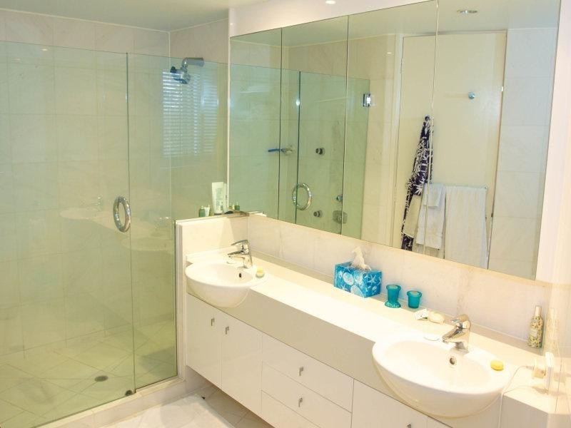 3 ‘ On the Park’, 255 Hedges Avenue, Mermaid Beach QLD 4218