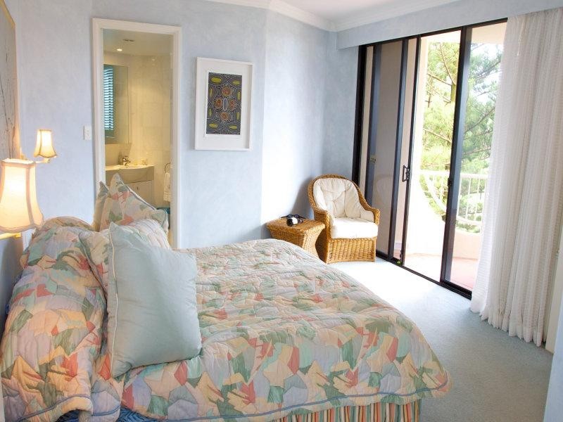 3 ‘ On the Park’, 255 Hedges Avenue, Mermaid Beach QLD 4218