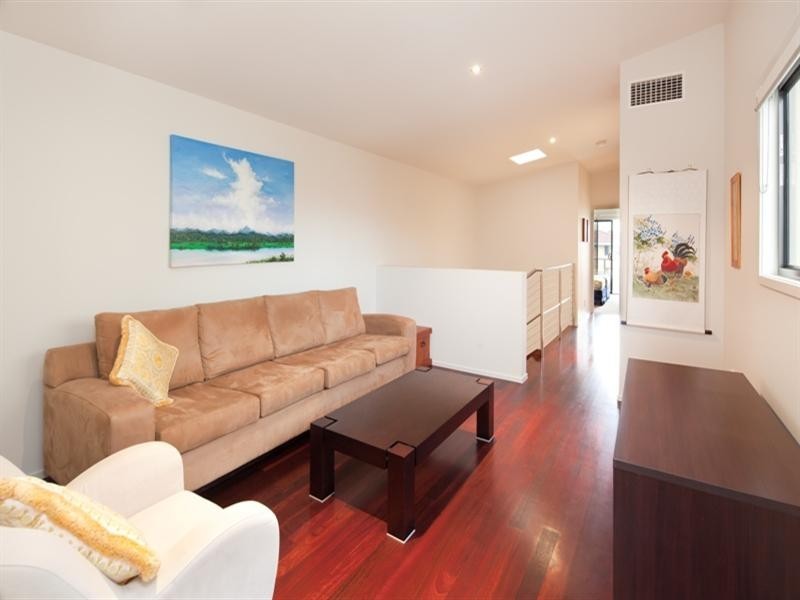 28A Armrick Avenue, Broadbeach QLD 4218