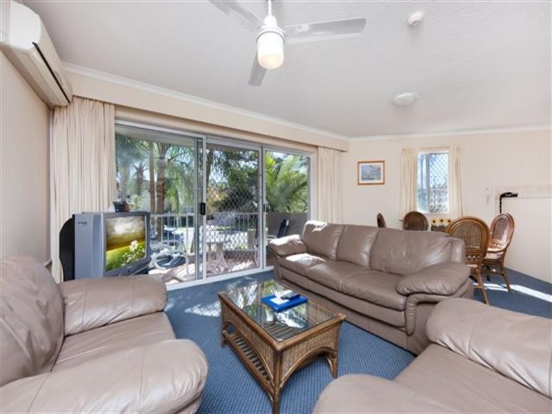 9 Markham Court, 36 Australia Avenue, Broadbeach QLD 4218