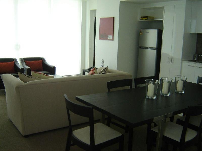 14 Fresh Water Point, 33 T E Peters Dirive, Broadbeach Waters QLD 4218