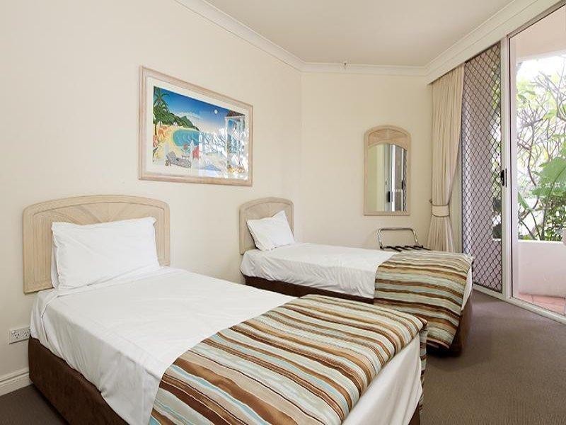 4 ‘Moroccan’ 11 Elkhorn Avenue, Surfers Paradise QLD 4217