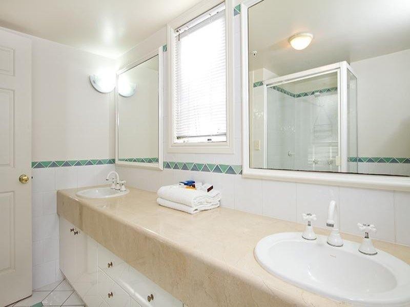 11 ‘Moroccan’ 11 Elkhorn Avenue, Surfers Paradise QLD 4217