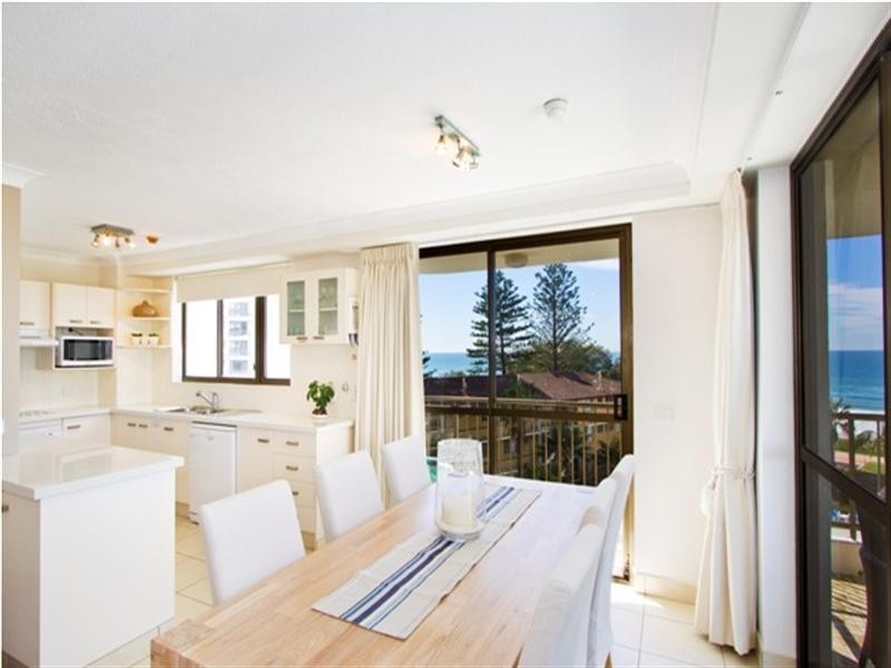 15 ‘Ocean Royale’, 4 Britannia Avenue, Broadbeach QLD 4218