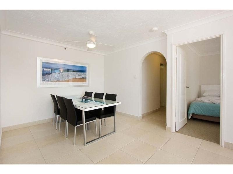 3B ‘Surfers Aquarius’ 4 Old Burleigh Road, Surfers Paradise QLD 4217