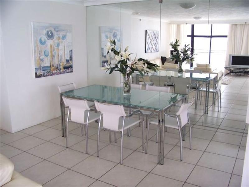 16A ‘Surfers Aquarius’ 4 Old Burleigh Road, Surfers Paradise QLD 4217