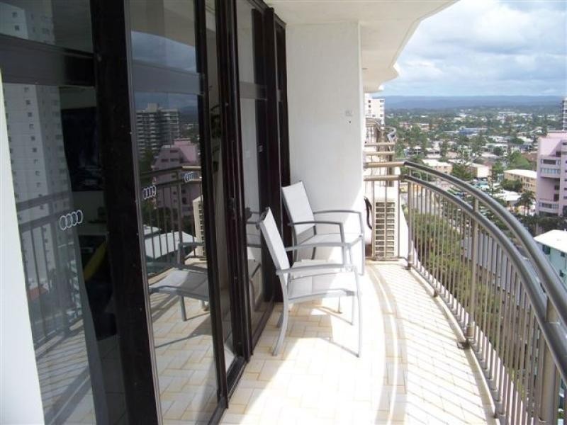 16A ‘Surfers Aquarius’ 4 Old Burleigh Road, Surfers Paradise QLD 4217