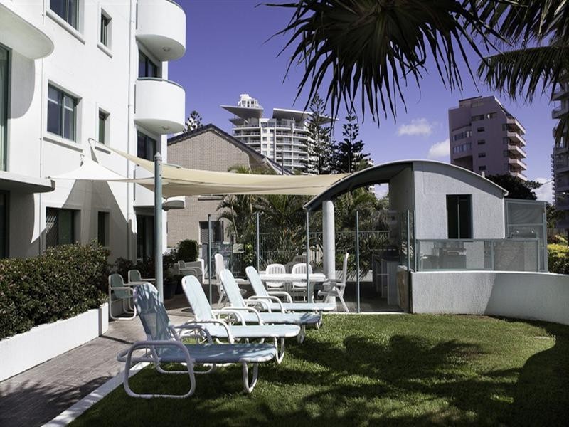 2a ‘Emerald Sands’ 2 Fern Street, Surfers Paradise QLD 4217