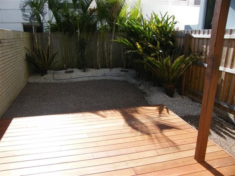 2/5 William Street, Mermaid Beach QLD 4218