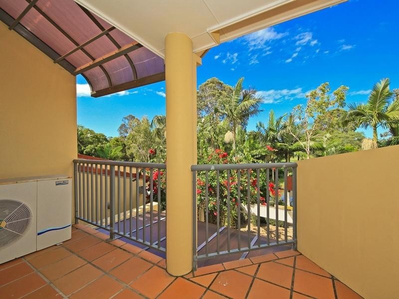 Villa 3 ‘Bradford South’ 125 Santa Cruz Boulevard, Clear Island Waters QLD 4226