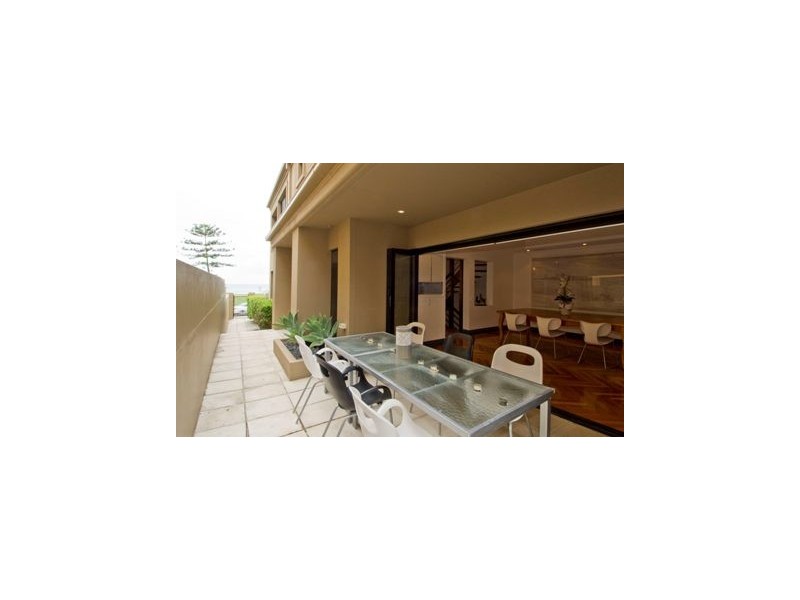 134A Marine Parade, Miami QLD 4220