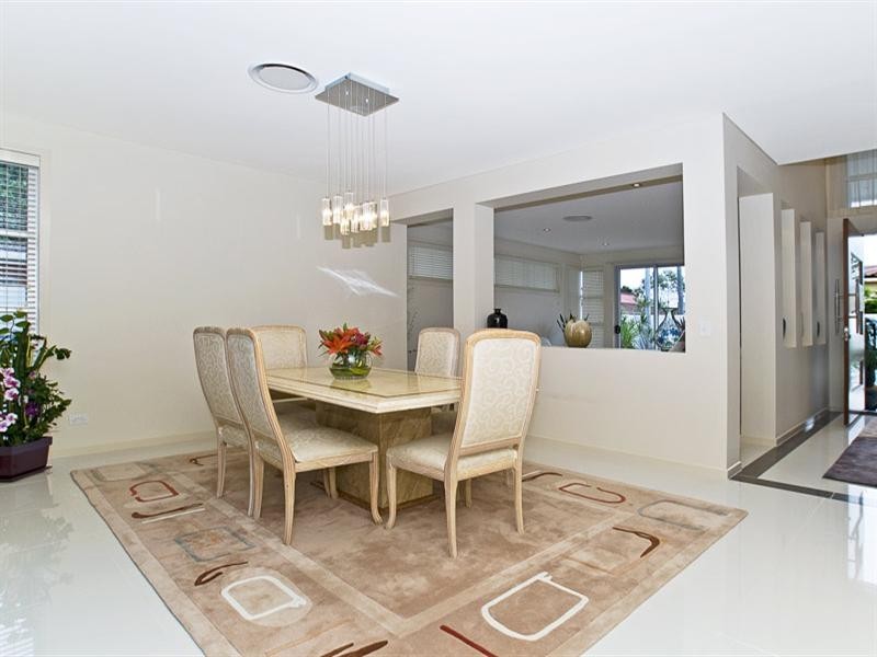 29 Hilda Street, Mermaid Beach QLD 4218