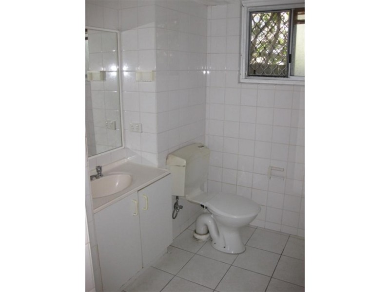 2/1325 Gold Coast Highway, Palm Beach QLD 4221