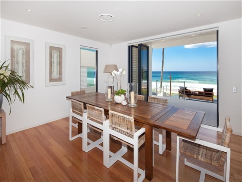 1/1 Wave Street, Mermaid Beach QLD 4218