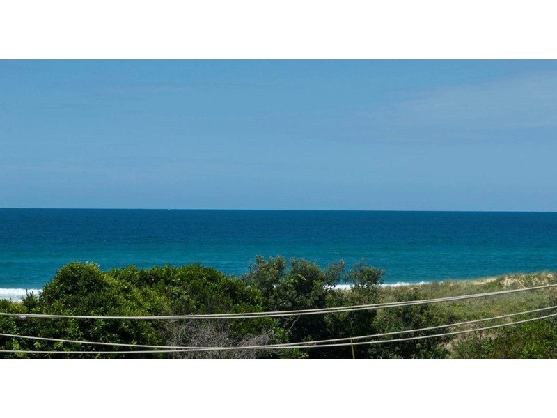 Unit 8 ‘Amira’, 3508 Main Beach Parade, Main Beach QLD 4217