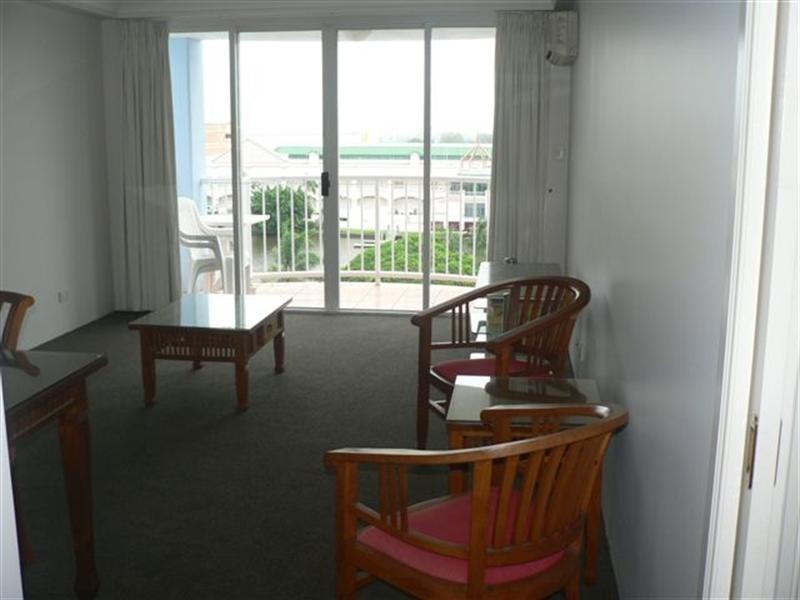 3061/2623 Gold Coast Highway, Broadbeach QLD 4218