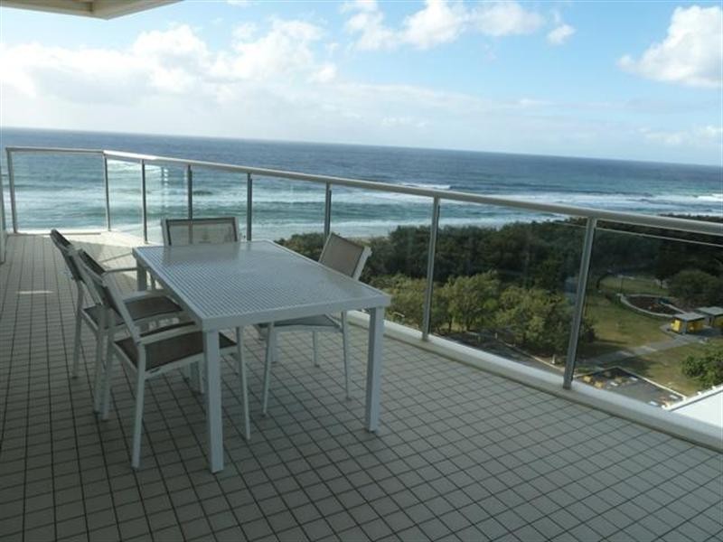 906 ‘Air on Broadbeach’ 159 Old Burleigh Road, Broadbeach QLD 4218