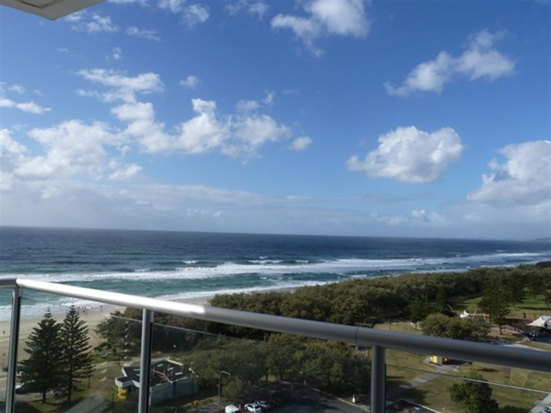 906 ‘Air on Broadbeach’ 159 Old Burleigh Road, Broadbeach QLD 4218