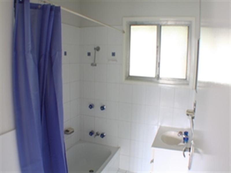 120 Falconer Street, Southport QLD 4215