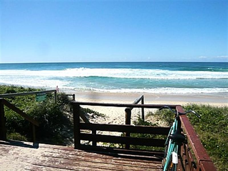 10/15 Surf Street, Mermaid Beach QLD 4218