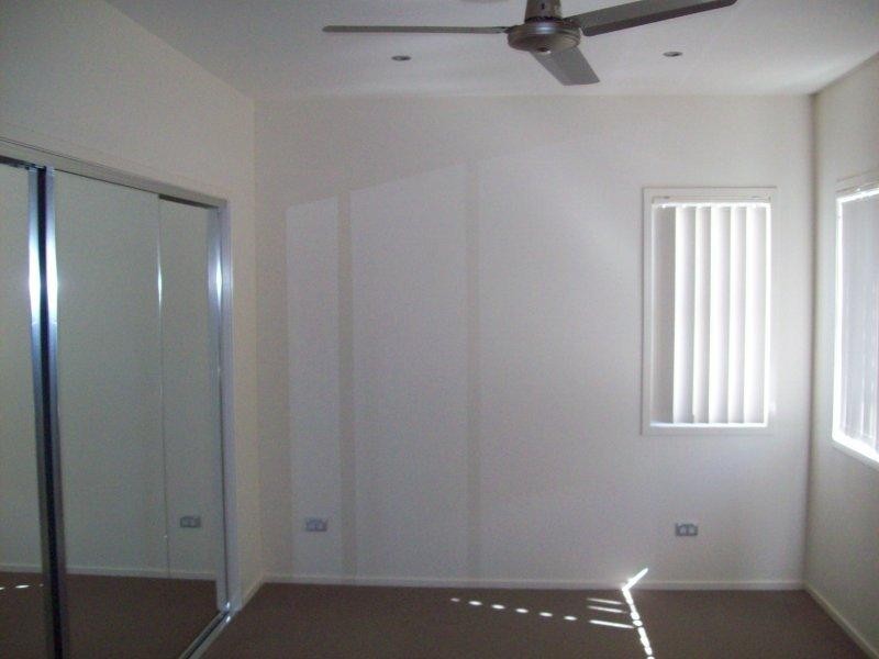 7006B Vista Drive, Benowa QLD 4217