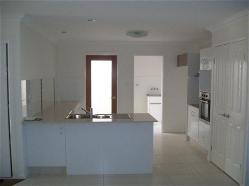 51/51 Sickle Avenue, Hope Island QLD 4212